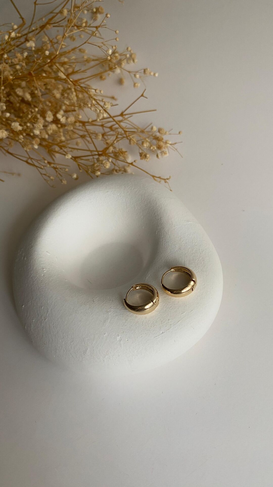 Bombeli halka rose gold küpe