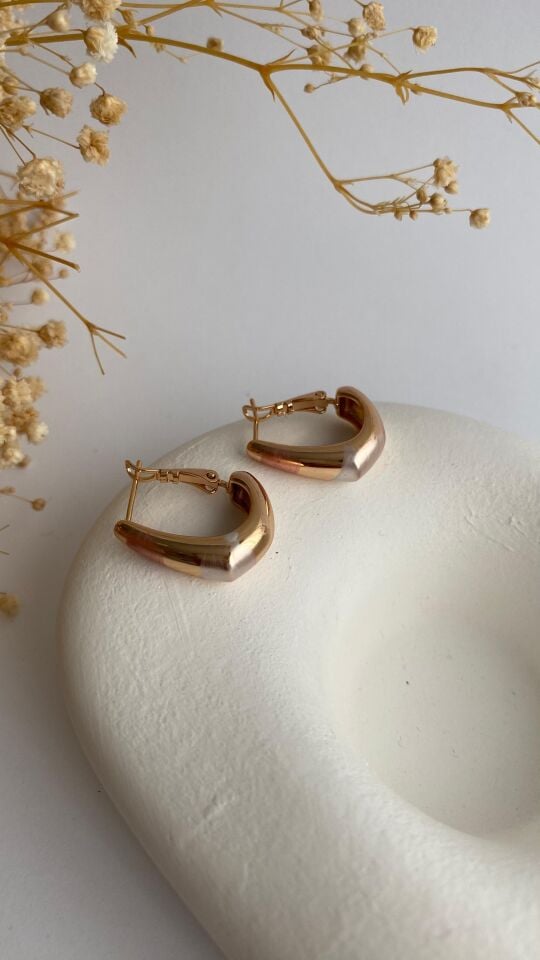 Renk geçişli köşeli küpe