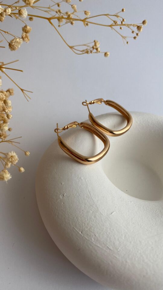 Rose gold kare formlu küpe