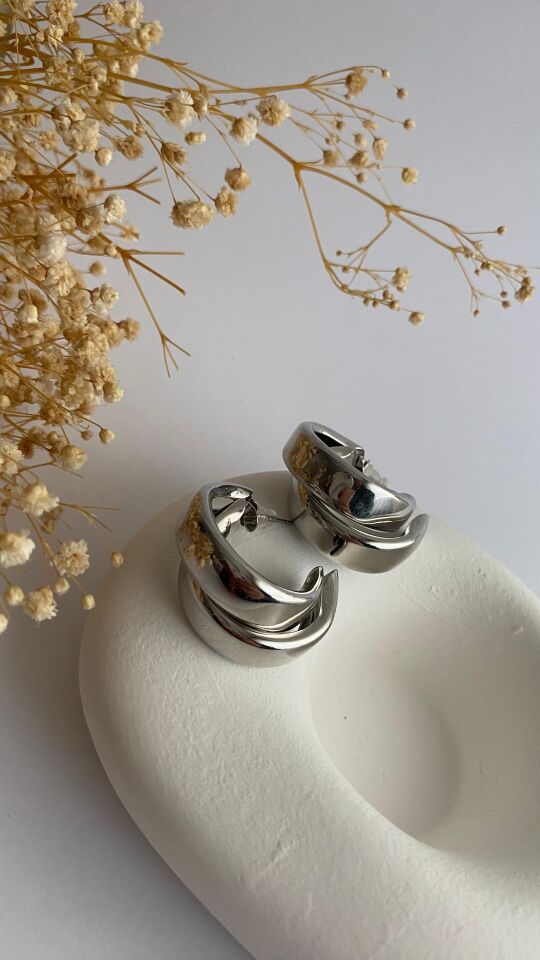 Silver iç içe geçmeli kalın halka küpe