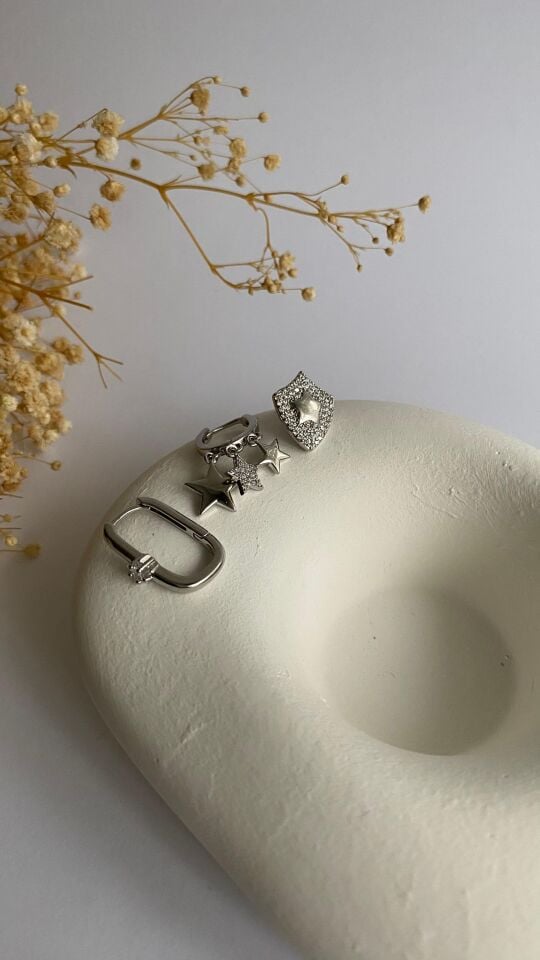 Silver yıldızlı üçlü set küpe