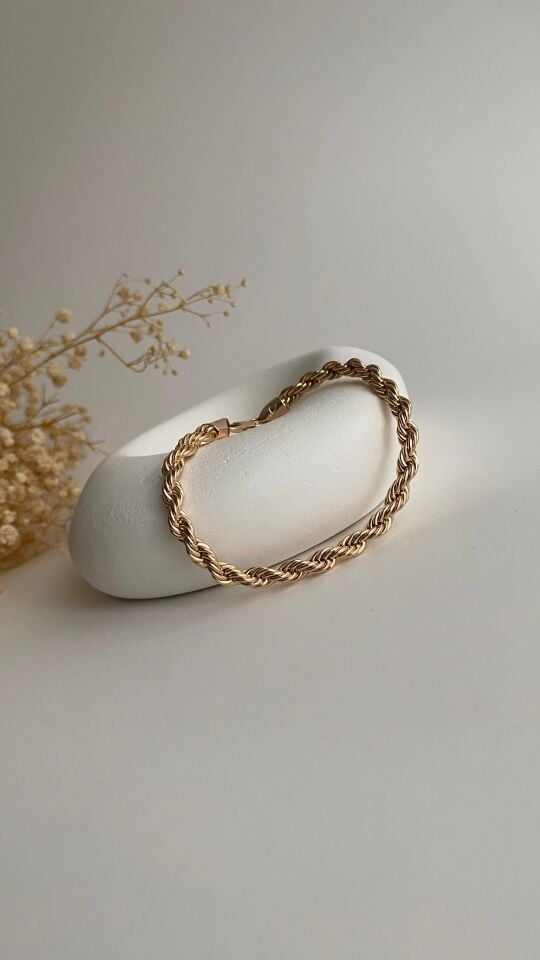 Burgu çelik bileklik