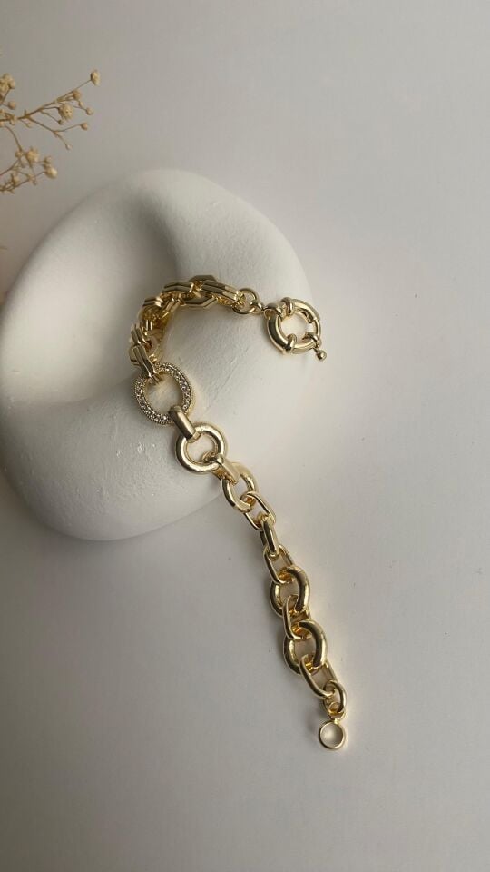14k gold yuvarlak ve köşeli taşlı bileklik