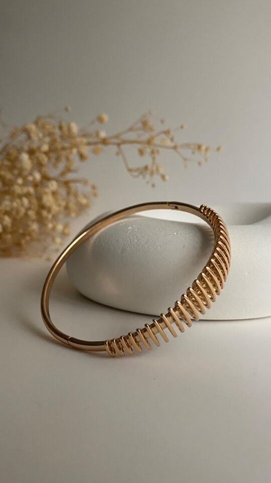 Rose gold çit formlu kelepçe