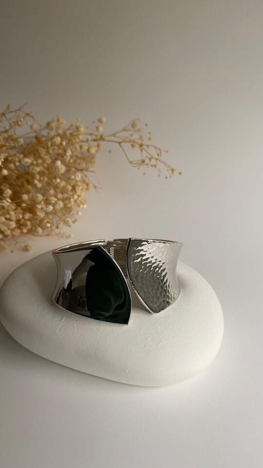 Silver kalın kelepçe