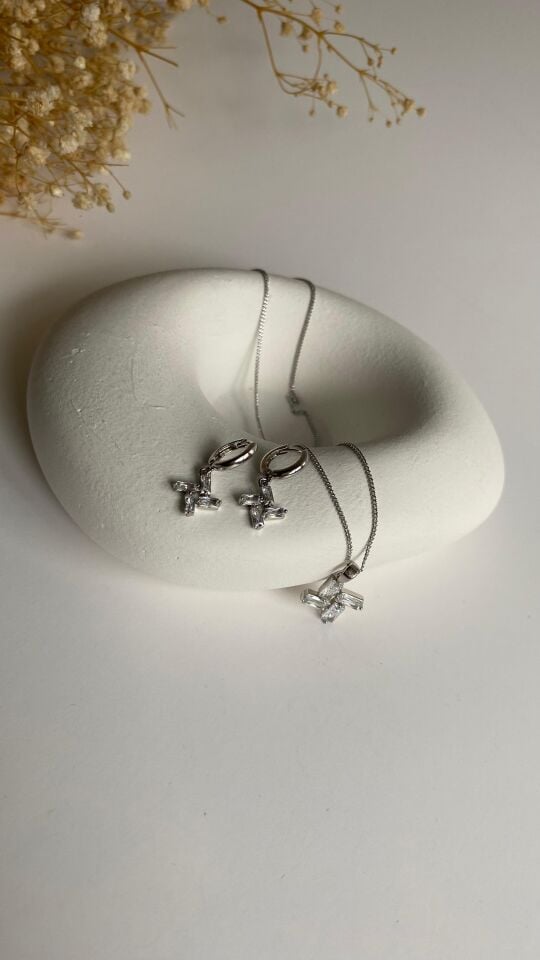 Silver rüzgar gülü swarovski taşlı set