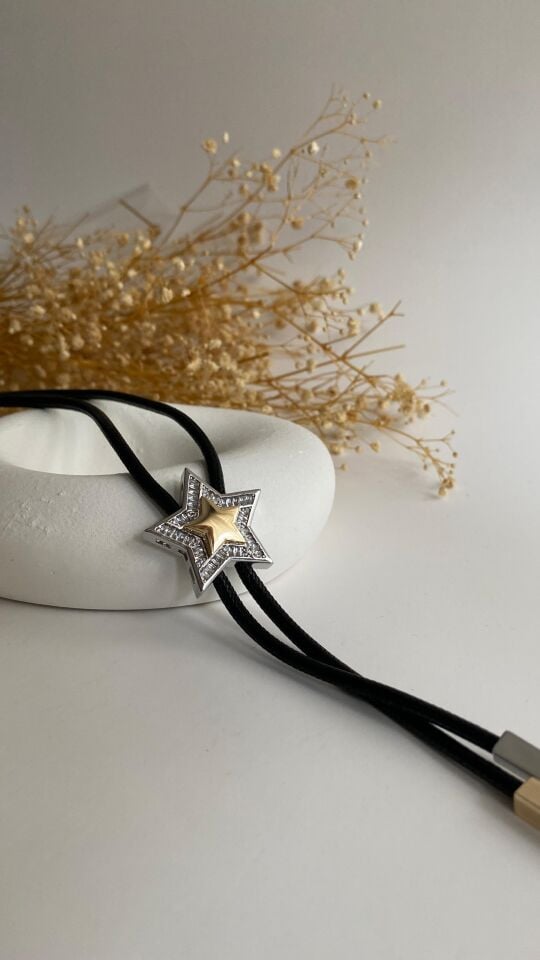 İki renkli baget taşlı yıldız mumlu ip kolye