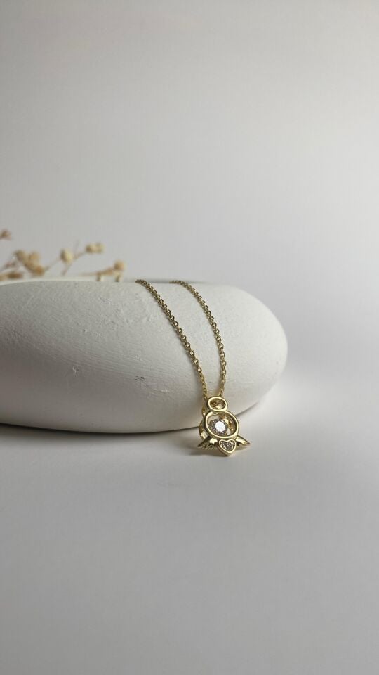 Ucu kaplumbağa figürlü 14k gold taşlı kolye