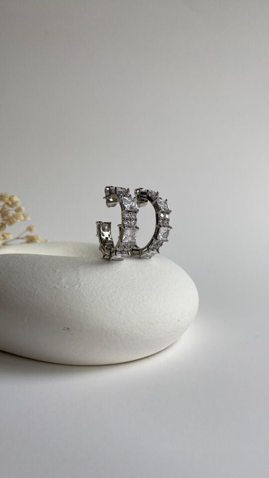 Silver etrafı kare taşlı halka küpe
