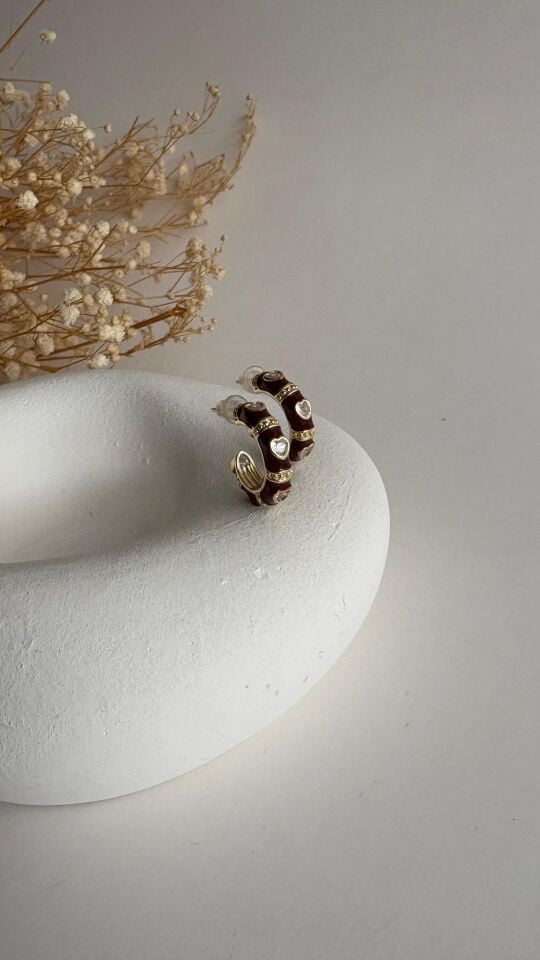 Koyu bordo kalp taşlı küpe