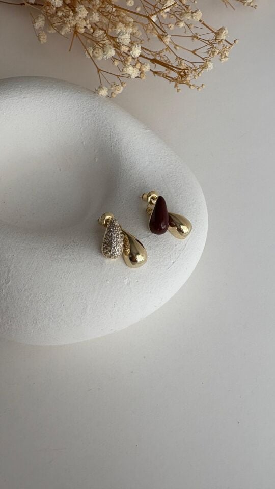 Koyu bordo taşlı damla küpe