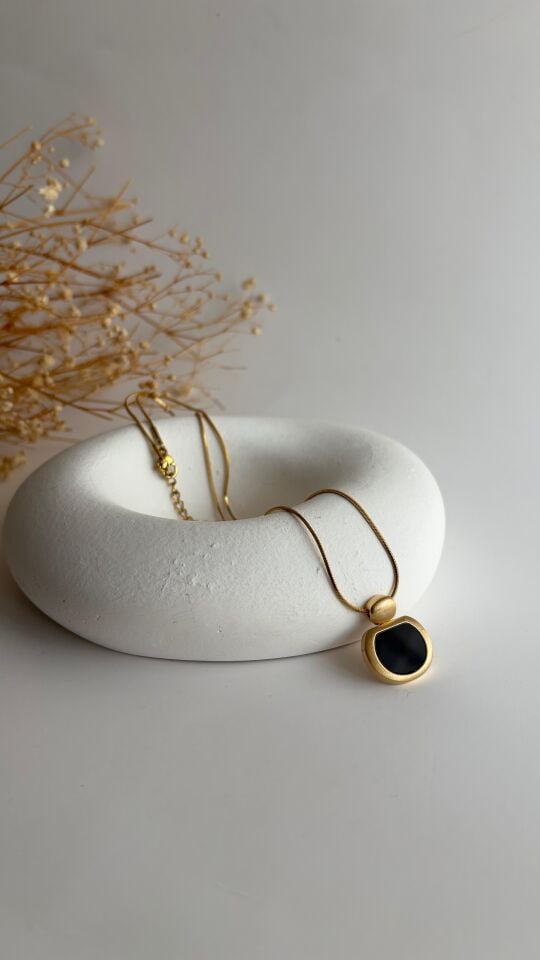 Black Aurora Gold Kolye