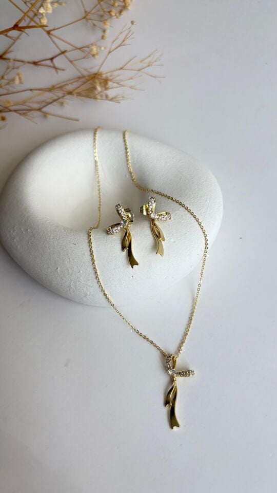 14 K Allegra set